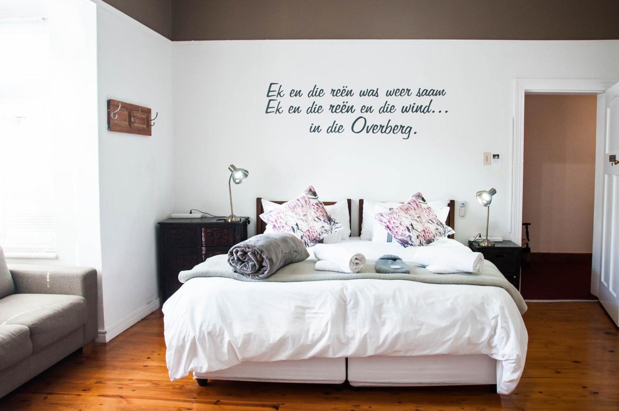 6 On Kloof Guest House Bredasdorp Eksteriør billede
