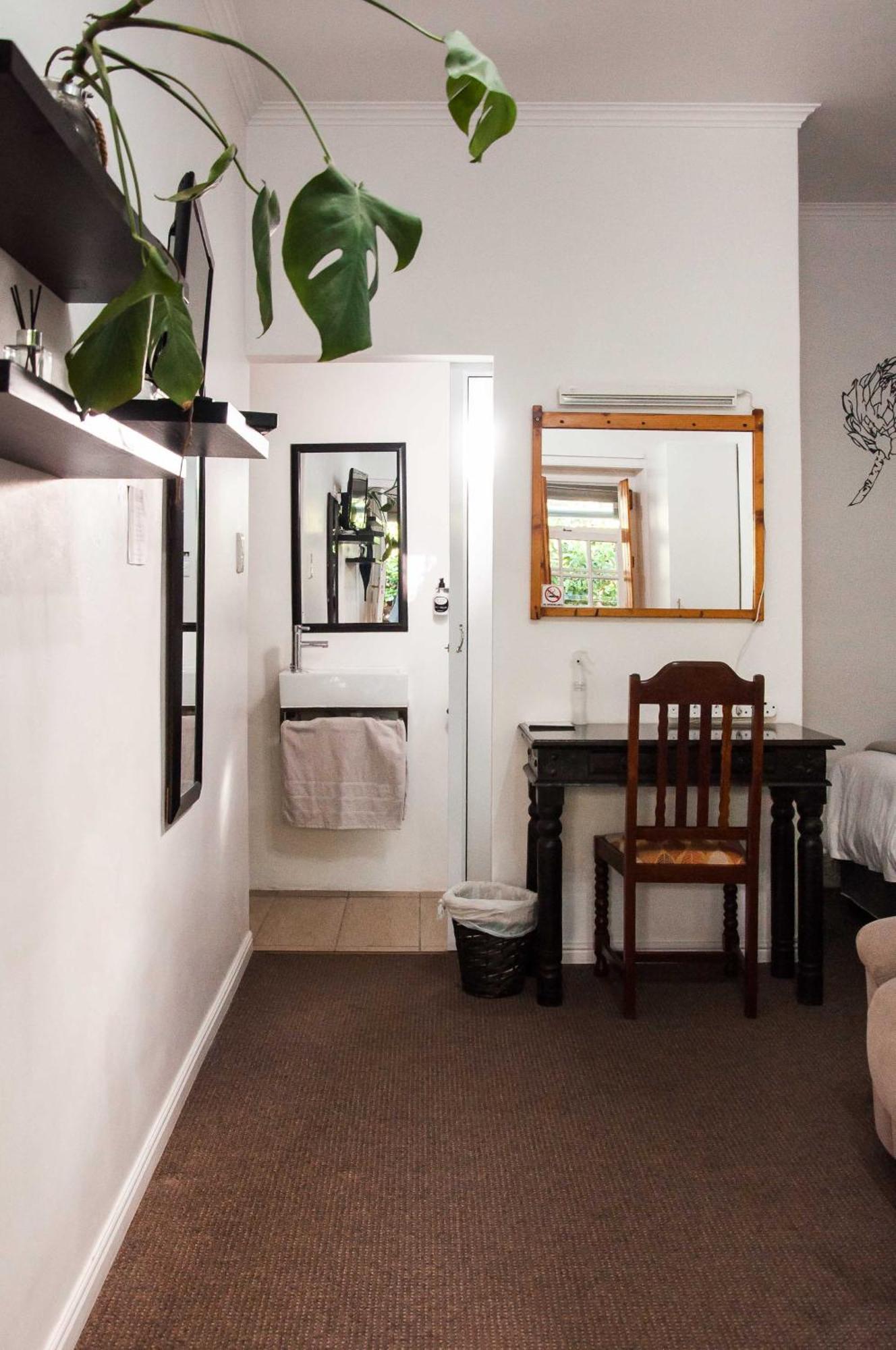 6 On Kloof Guest House Bredasdorp Eksteriør billede